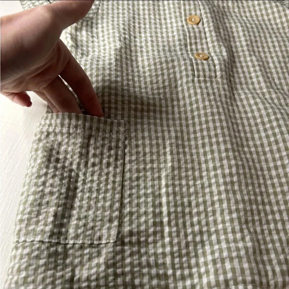 Liam & James Bodysuit Size 6-9m With Hat - Picture 4 of 8